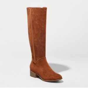 Brielle Knee High brown boots 7.5!